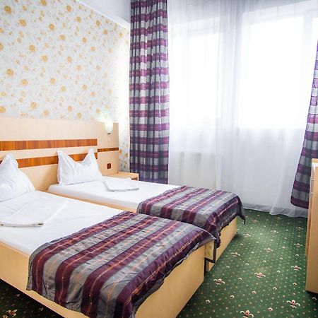 Hotel Turist Pucioasa Eksteriør bilde